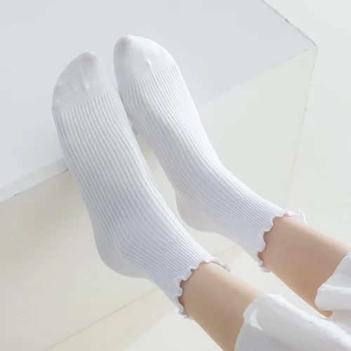 Vista 2 de Mcool Mary 10 pares de calcetines con volantes para mujer, calcetines de tobillo casuales bonitos, cómodos, transpirables, de algodón, con volantes