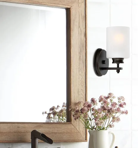 Vista 5 de Kira Home Phoebe - Aplique de pared industrial moderno de 8 pulgadas para Bronce aceitado