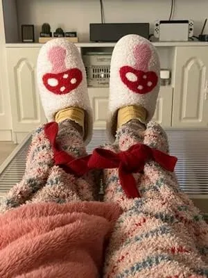 Vista 3 de Mushroom Stuff - Pantuflas kawaii para mujer, para interiores y exteriores, para mujer