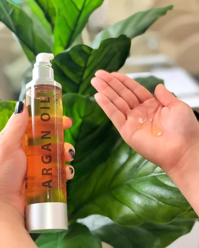 Vista 2 de UNNIQUE Aceite de argán puro para el cabello, suero capilar para control del encrespamiento, brillo instantáneo y suavidad, aceite de argán
