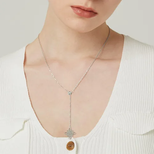 Vista 2 de FLYOW Collar de plata de ley 925 celta con nudo de brujas ajustable en forma de Y para mujer Plata esterlina No es una piedra preciosa