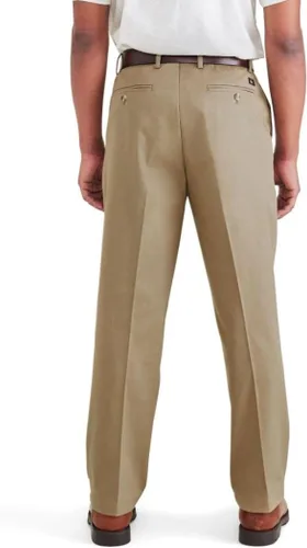 Vista 3 de Dockers Pantalones de ajuste relajado para hombre, color caqui sin hierro con protección contra manchas