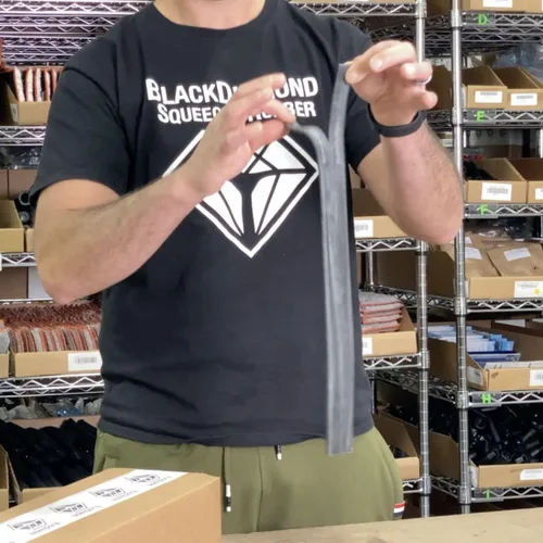 Vista 6 de BlackDiamond - Escobilla de goma gruesa con parte superior plana, tamaño mediano, 14 pulgadas