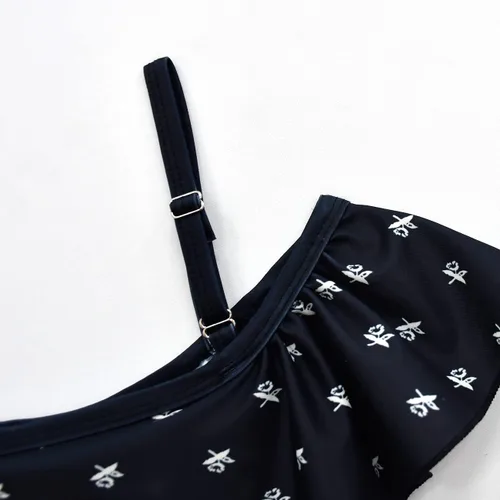 Vista 3 de CLASIVITY Addams - Traje de baño con gorro de natación, 4-12 años (4 estilos)