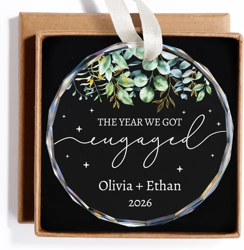 Vista 13 de Adorno personalizado para casados de primera Navidad 2026, regalos de compromiso para parejas, adorno de boda personalizado para recién casados