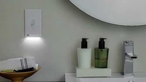 Vista 4 de 2 unidades - SnapPower SwitchLight - Luz nocturna LED - Para interruptores de luz unipolares - Tapa de interruptor con luces nocturnas LED - Ajuste