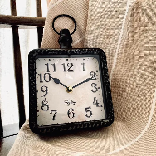 Vista 5 de Retro Rectángulo Metal Silencioso Pequeño Reloj De Pared Negro Rectángulo negro