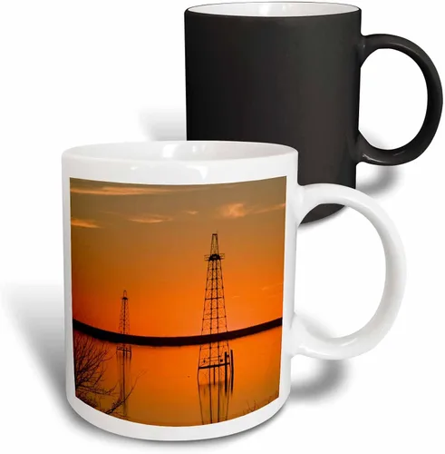Vista 9 de 3dRose Oil well derricks, Industry, Lake Arrowhead, Texas - US44 LDI0004 - Larry Ditto 15oz Two-Tone Black Mug