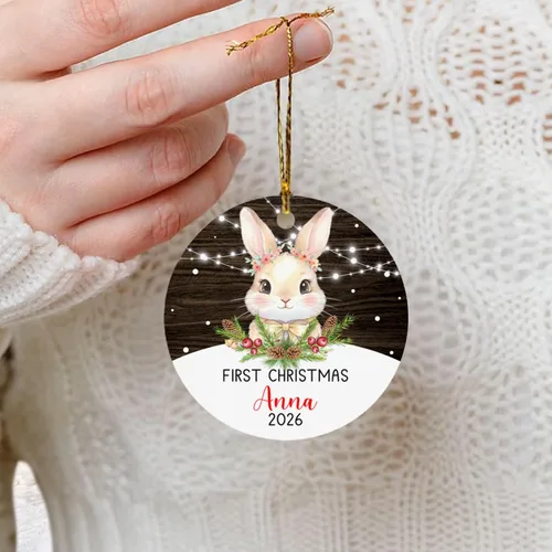 Vista 4 de Adorno de conejito de bebé, adorno personalizado con nombre y año para recién nacido 2026, decoración de conejo de Navidad personalizada, regalo