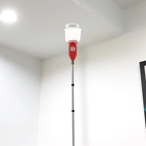 Vista 4 de Nuevo y mejorado fumar PRO - Detector de humo/probador de alarma de incendio + 1 lata de humo
