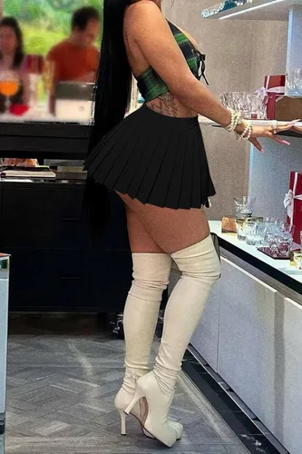 Vista 7 de BemorRun Mini falda skater acampanada plisada para mujer, falda sexy para club, falda Y2K, cintura elástica, falda de escuela para niña