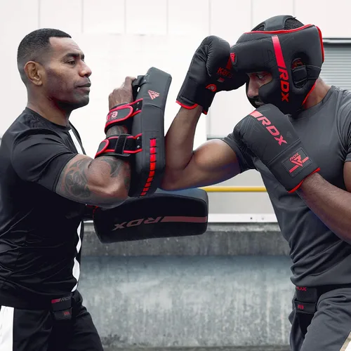 Vista 8 de RDX Almohadillas Tailandesas Curvas Kickboxing Muay Thai con Mango de Agarre Sólido, Cuero de Piel Maya KARA Escudo de Golpes para Rodillas, Codos