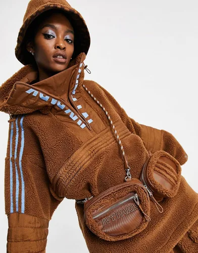 Vista 6 de Adidas Originals X Ivy Park Sherpa - Riñonera y riñonera color marrón salvaje, talla única, marrón (Wild Brown), Riñonera y riñonera