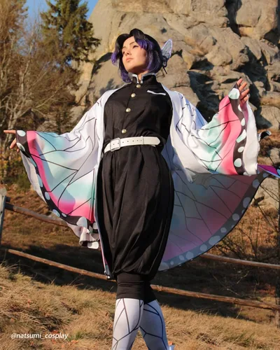 Vista 2 de Nuoqi Zentisu Tanjiro Cosplay - Disfraz de Giyuu Tomioka para adultos, disfraz de anime Shinobu para Halloween