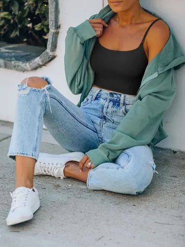 Vista 3 de REORIA Camiseta sin mangas sexy con tirantes delgados ajustables y doble forro sin costuras para yoga