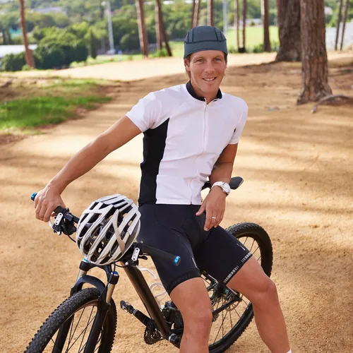 Vista 30 de Gorro con forro para casco de calavera, malla de enfriamiento para hombres y mujeres, se adapta debajo de los cascos