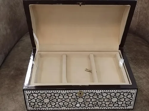 Vista 8 de Joyero de madera con incrustaciones de madre perla egipcia, hecho a mano (11 x 7.2 x 5.2 pulgadas M07)