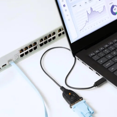 Vista 9 de IOGEAR Adaptador C a Serial RS232