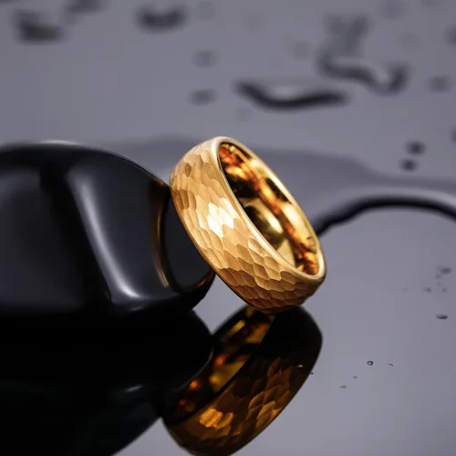 Vista 2 de TRUMIUM Anillos de carburo de tungsteno para hombres y mujeres, martillados, multifacéticos, acabado mate, de 0.236 pulgadas, 0.315 pulgadas