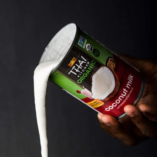 Vista 5 de Thai Kitchen leche de coco orgánica sin edulcorantes, 13.66 onzas líquidas (paquete de 6 unidades)