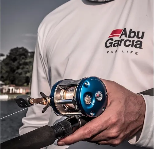 Vista 2 de Abu Garcia Carrete de pesca redondo Ambassadeur C4 Baitcast