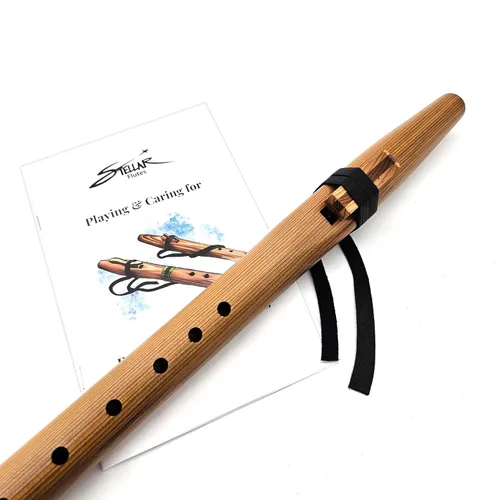 Vista 4 de Paquete de flauta de estilo nativo americano para principiantes con libro para manos pequeñas (bolsa no incluida) por Stellar Flutes