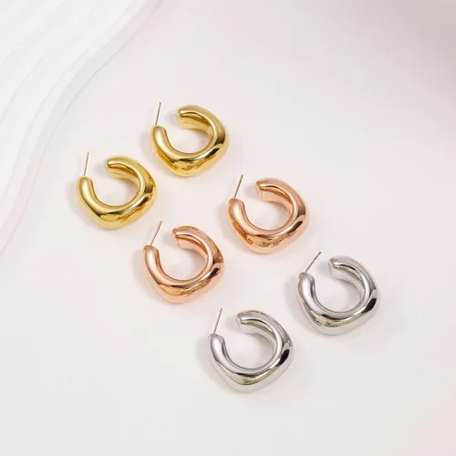 Vista 8 de Aretes de aro gruesos chapados en oro de 14 quilates, ligeros y gruesos para mujer, Acero inoxidable, No es una piedra preciosa