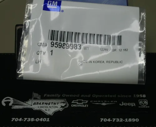 Vista 2 de Emblema cromado Chevrolet Cruze 2011-2013 por GM 95989983