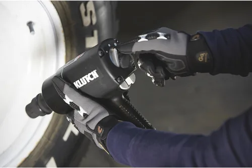 Vista 5 de Klutch Llave de impacto neumática: accionamiento de 3/4 pulgadas, 7 CFM, 1,500 pies.-Lbs. Torque