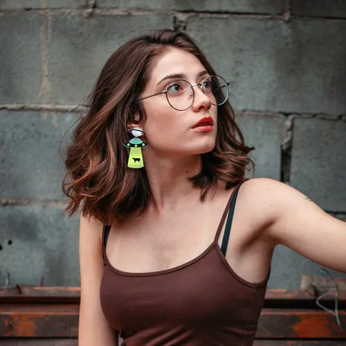 Vista 9 de FENICAL Aretes de ovni exagerados de acrílico para mujeres niñas damas 1 par Acrílico