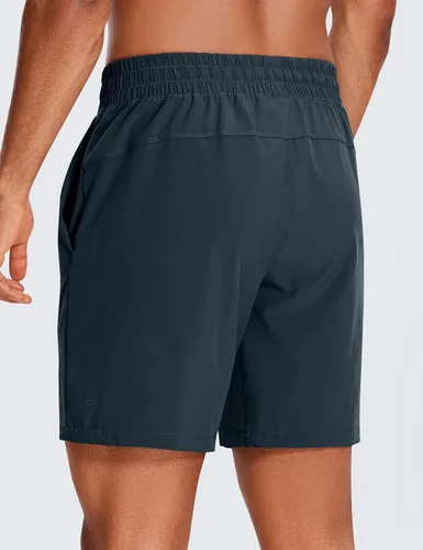 Vista 2 de CRZ YOGA Pantalones cortos de correr 2 en 1 para hombre con forro 5, 7 y 9 pulgadas, de secado rápido, pantalones cortos deportivos con bolsillos