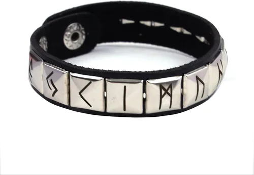 Vista 2 de Eigso Juego de 4 pulseras de cuero punk con tachuelas para hombres y mujeres, pulseras clásicas vikingas de los años 80 para hombre y mujer, Cuero