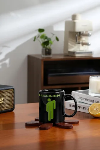 Vista 6 de Pyramid International Taza Billie Eilish Stickman BK