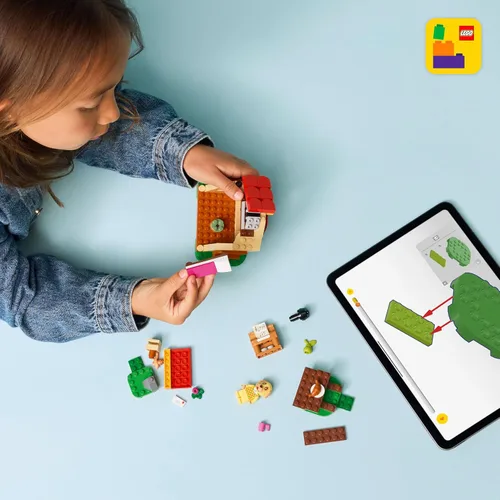 Vista 6 de LEGO Animal Crossing Goldie's Cozy House Building Toy - Juego de simulación para niñas y niños, a partir de 6 años con minifigura de perro, juguete