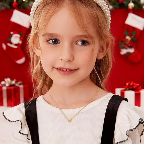 Vista 3 de Turandoss Collar con inicial de corazón para mujeres y niñas, delicado chapado en oro de 14 quilates, dije de corazón con letra A-Z, collar
