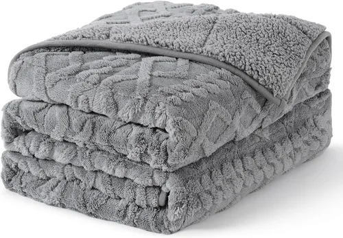 Vista 43 de Topblan - Manta pesada para adultos de 12 libras, suaves y cómodas mantas de forro polar con sherpa lanudo, manta pesada de jacquard elegante