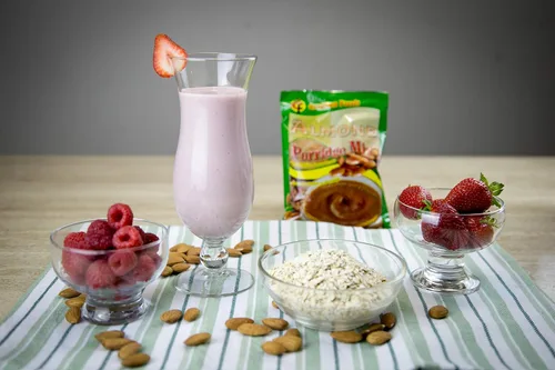Vista 3 de Mezcla de gachas jamaicanas de Creation Foods - Cereal nutricional y energizante para la mañana caliente o frío