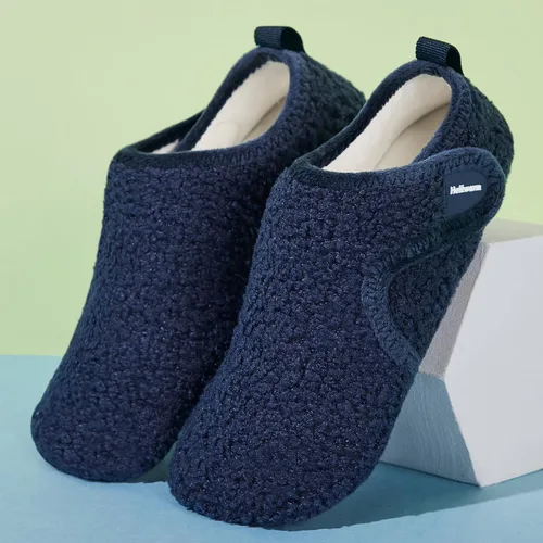 Vista 2 de Heiiwarm Pantuflas de invierno cálidas para interiores, ligeras, para el dormitorio, calcetines descalzos para la casa (bebéniño pequeñoniño grande)