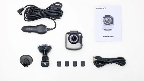 Vista 2 de UltraDash Dash Cam, soporte de carga magnética, sensor de imagen nocturna HDR de alta gama, lente gran angular de 6 capas de vidrio F1.8 de 140