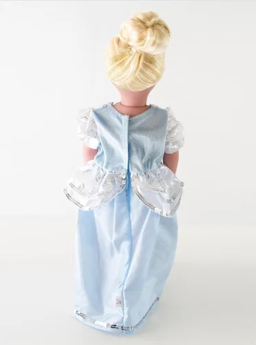 Vista 4 de Pequeñas Aventuras Princesas vestidas a juego Disfraz para muñecas (Varias de princesas disponibles), CINDERELLA