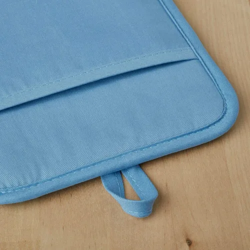 Vista 3 de KitchenAid - Juego de 2 agarraderas de silicona suave y acanalada, impermeables, terciopelo azul