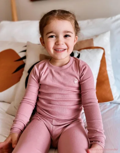 Vista 3 de moimoln Pijama de bambú de algodón viscosa acanalado sólido para bebés niños y niñas, ajuste cómodo, conjunto de 2 piezas