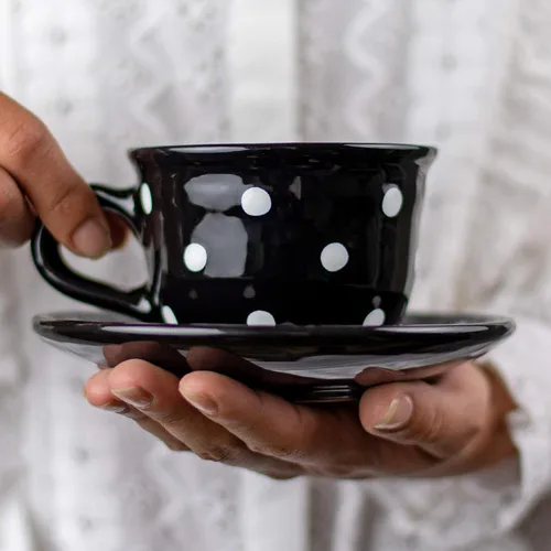 Vista 15 de City to Cottage Taza y platillo de café capuchino de cerámica grande de lunares blancos y negros hechos a mano de 12 oz/11.8 fl oz, cerámica