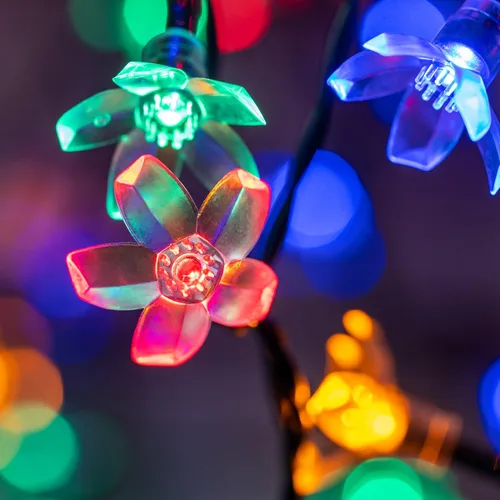 Vista 3 de YULETIME Guirnalda de luces LED Sakura multicolor, 33 pies, 100 unidades, 8 modos, alimentada por USB, luces novedosas (multicolor, Sakura) USB