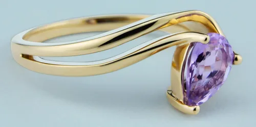 Vista 7 de Belantina Heartland By Beverley Mitchell 10K Rose Gold and Sterling Silver 7x9mm Amethyst & Diamond Accented Statement Ring