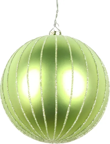 Vista 6 de Vickerman Adorno navideño de bola de avena mate con purpurina de 5 pulgadas. Incluye 4 piezas por bolsa.