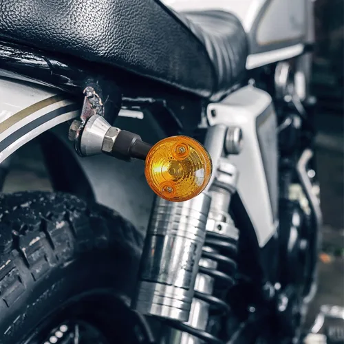 Vista 5 de Luces de señal de giro redondas para motocicleta, 4 bombillas LED de 12 V, lámpara indicadora de dirección intermitente, universal para Honda Shadow
