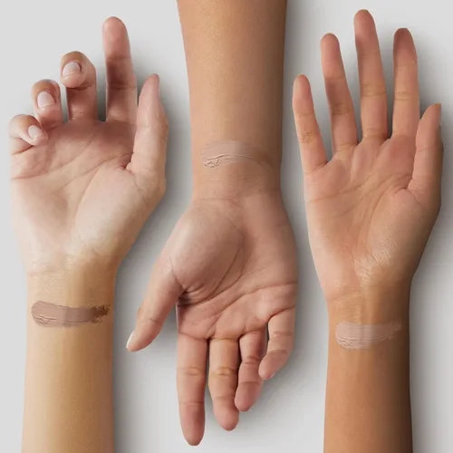 Vista 4 de COVERGIRL Corrector hidratante suavizante, 1 tubo (0.14 onzas), para tonos de piel claros, corrector de barra sólido, sin fragancia, hidratante