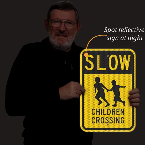 Vista 3 de SmartSign - K-5198-HI-12x18 "Slow - Children Crossing" Letrero 12" x 18" 3M Aluminio Reflectante de Alta Intensidad Negro sobre Amarillo