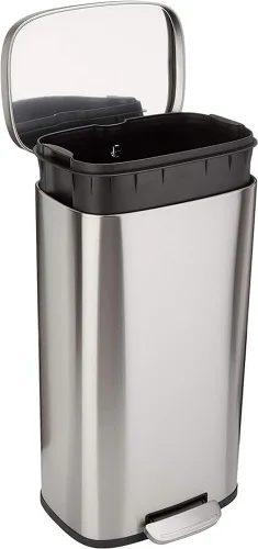 Vista 9 de Amazon Basics Mini cubo de basura rectangular resistente a las manchas con pedal de cierre suave, acero inoxidable cepillado, para baño y espacios